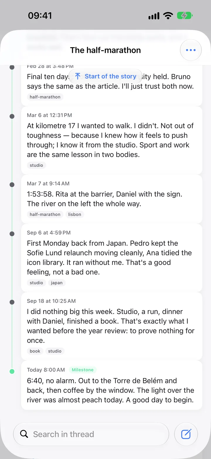 The thread The half-marathon, with runs, an AI chat, a PDF and photos in order.